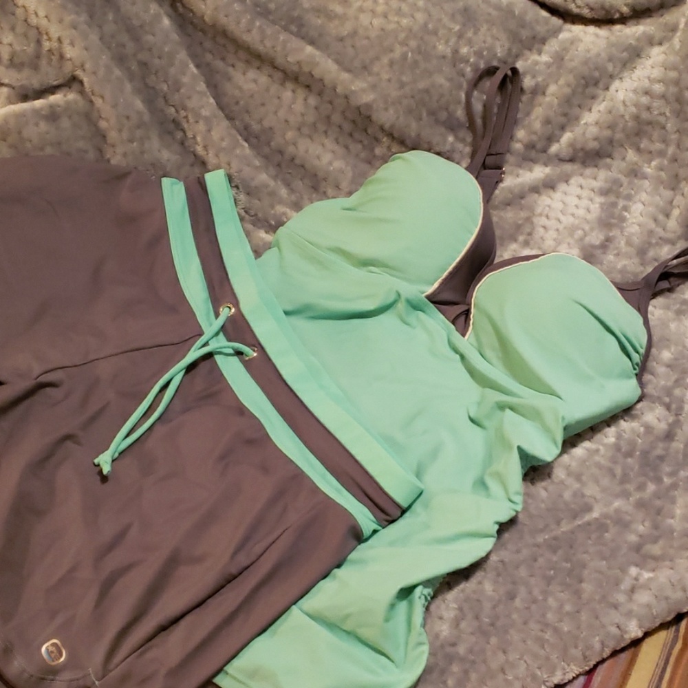 Free Country 2-piece swimsuit